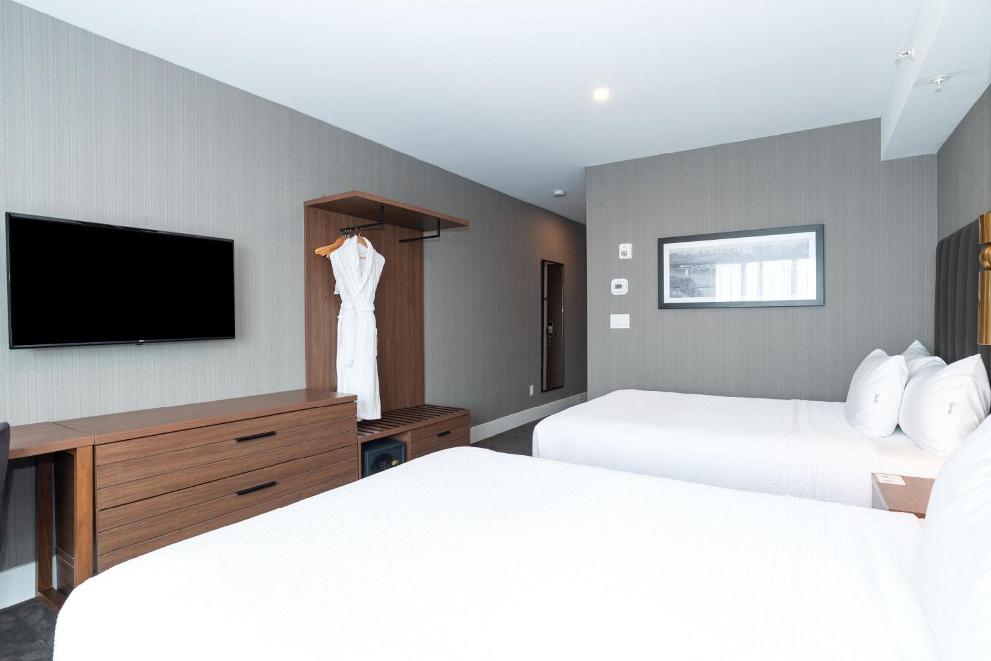 Sandman Signature Sherwood Park Hotel מראה חיצוני תמונה