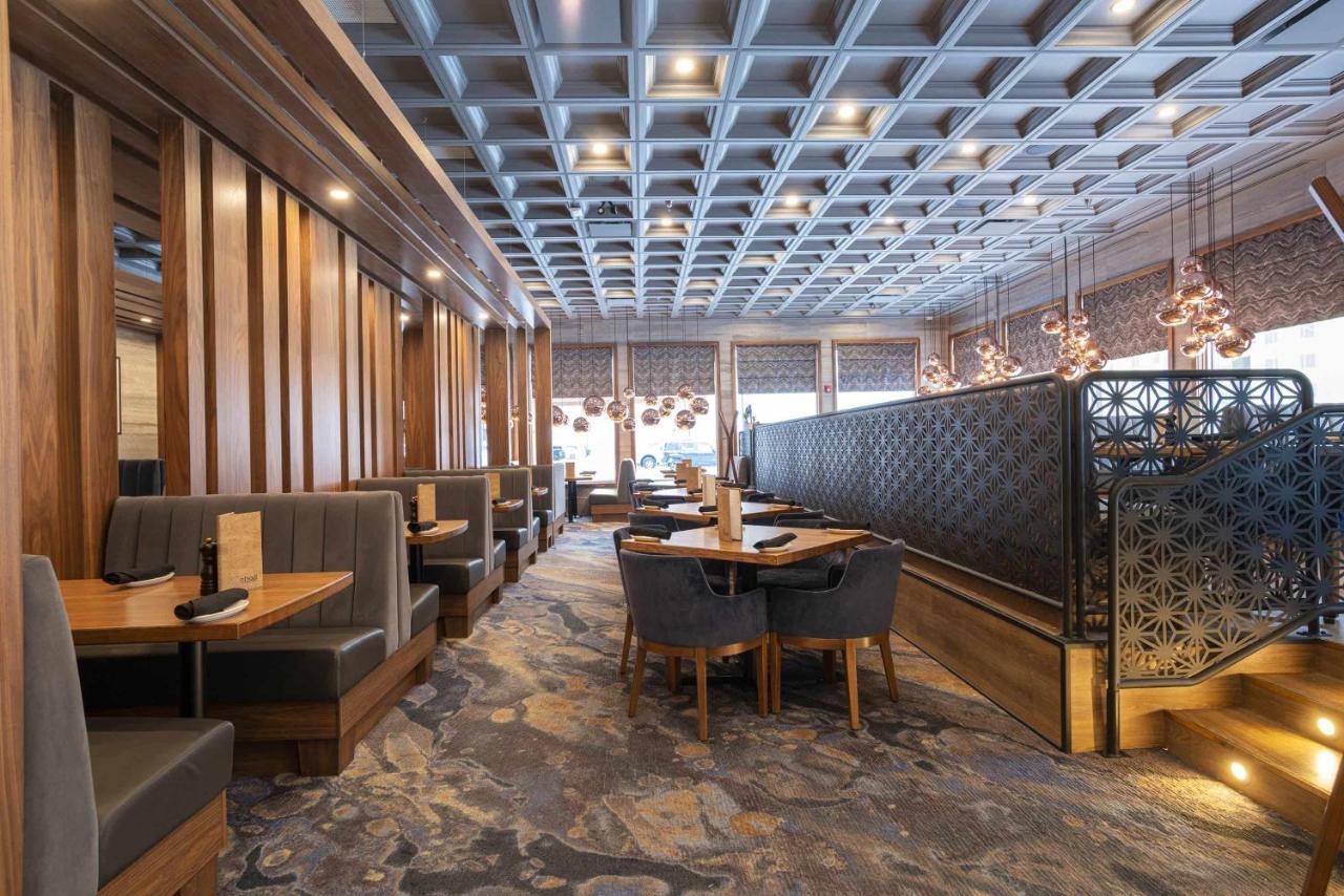 Sandman Signature Sherwood Park Hotel מראה חיצוני תמונה