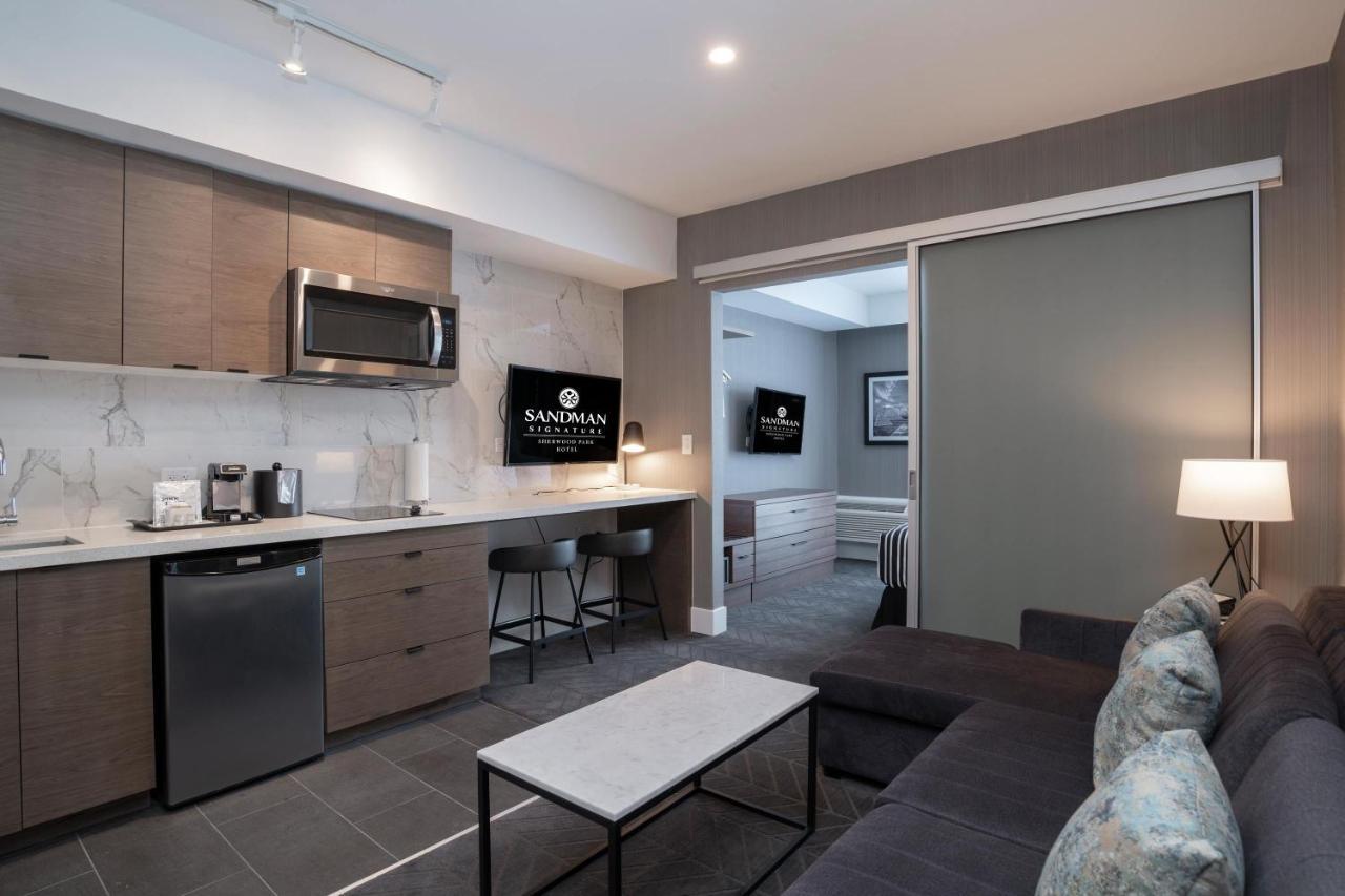 Sandman Signature Sherwood Park Hotel מראה חיצוני תמונה